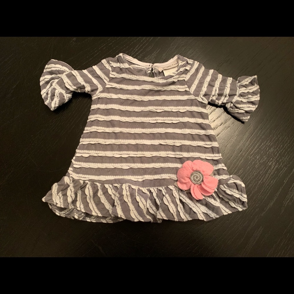 Pretty Rare Editions Grey and white peplum top, wth pink flower detail 18 months